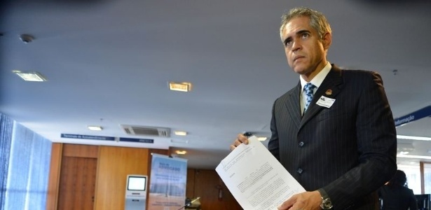 Resultado de imagem para advogado-geral do Senado, Alberto Cascais